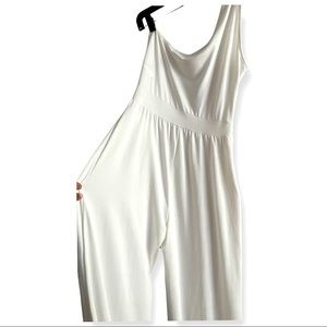 One shoulder strap jumpsuit